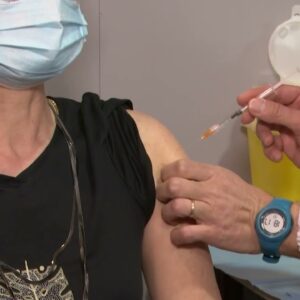 Quinta dose di vaccini anti Covid, prenotazione aperte dal 25 Ottobre